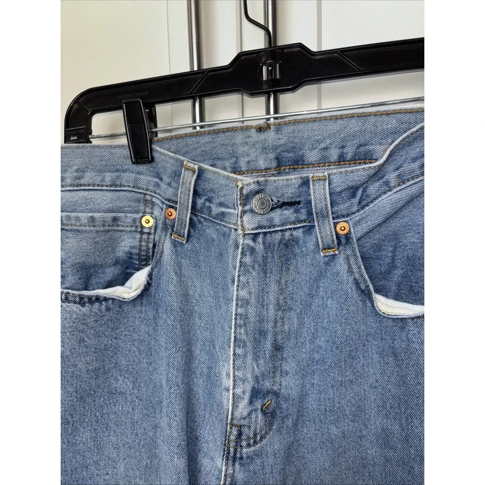 Vintage Levis 550 Jeans Men 34x30 Blue Denim Relaxed Fit Y2k Light Wash READ
